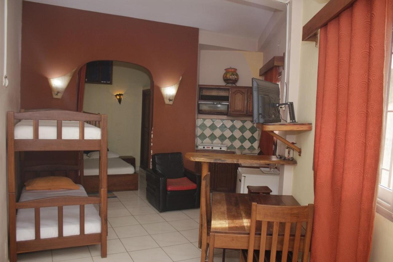 Central Hotel Antsiranana Zewnętrze zdjęcie